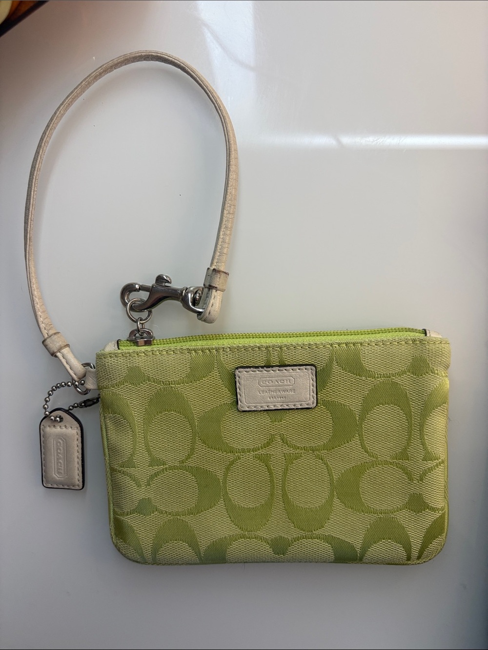 Y2K Coach Signature Lime Green Wristlet Vintage Rare 2000’s